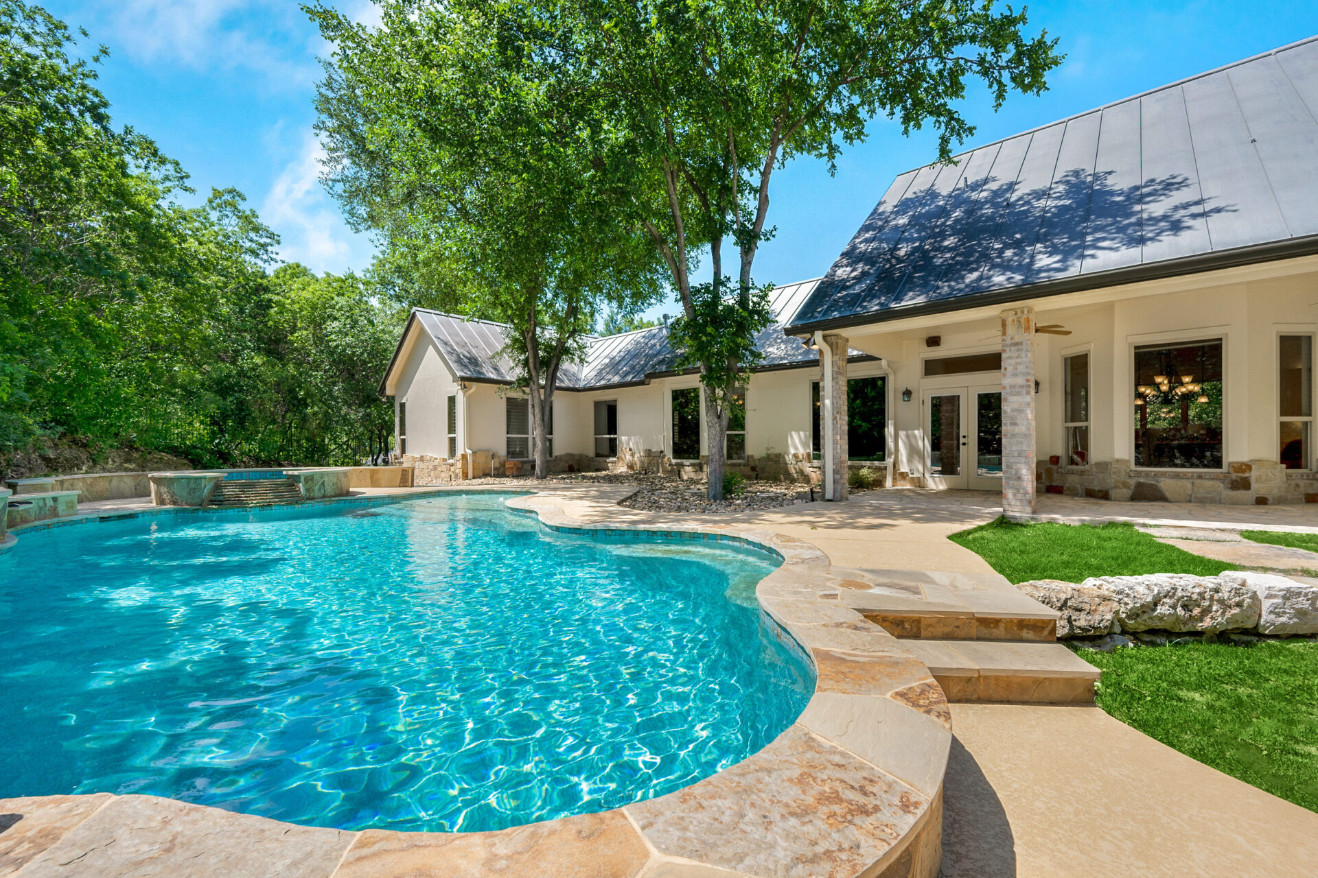 Custom Pool Design for Unique North Texas Backyards